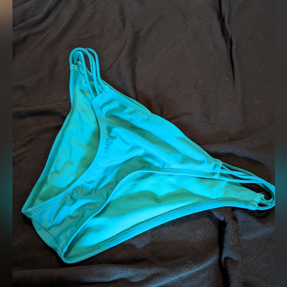 Bikini bottoms